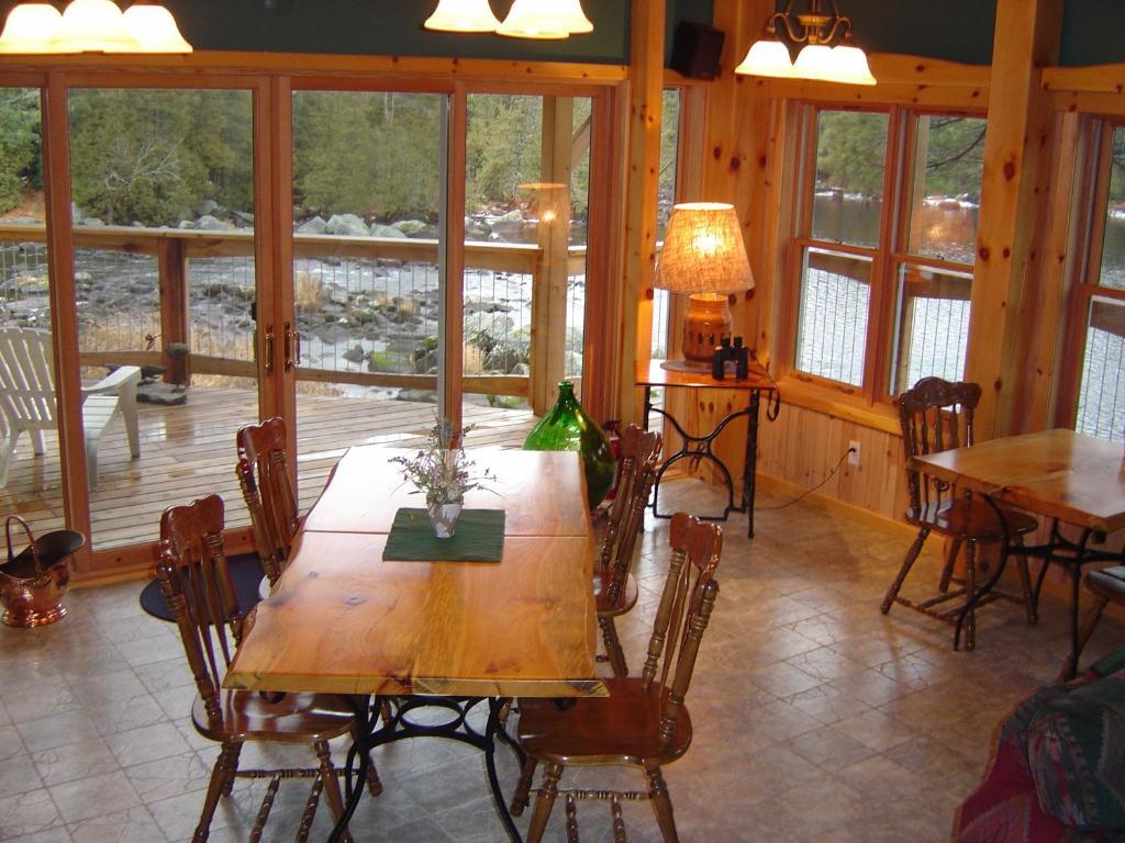 Sunny Rock Bed & Breakfast Minden Zewnętrze zdjęcie