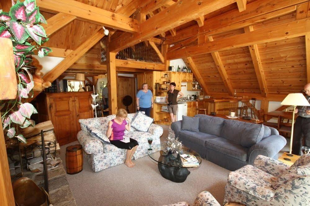 Sunny Rock Bed & Breakfast Minden Zewnętrze zdjęcie